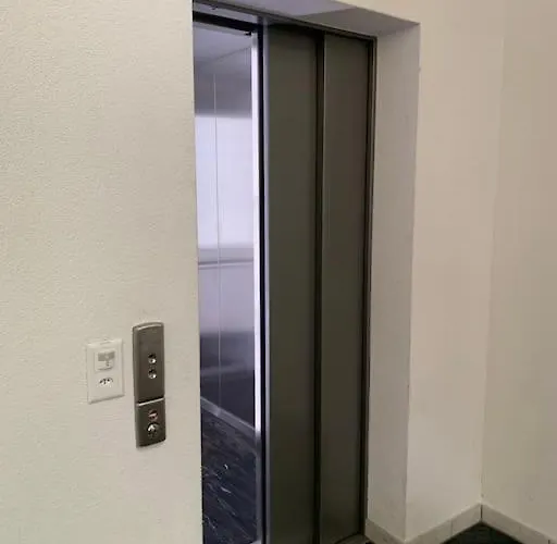 And Big 1br Flat In The Center - West 5 아파트 취리히